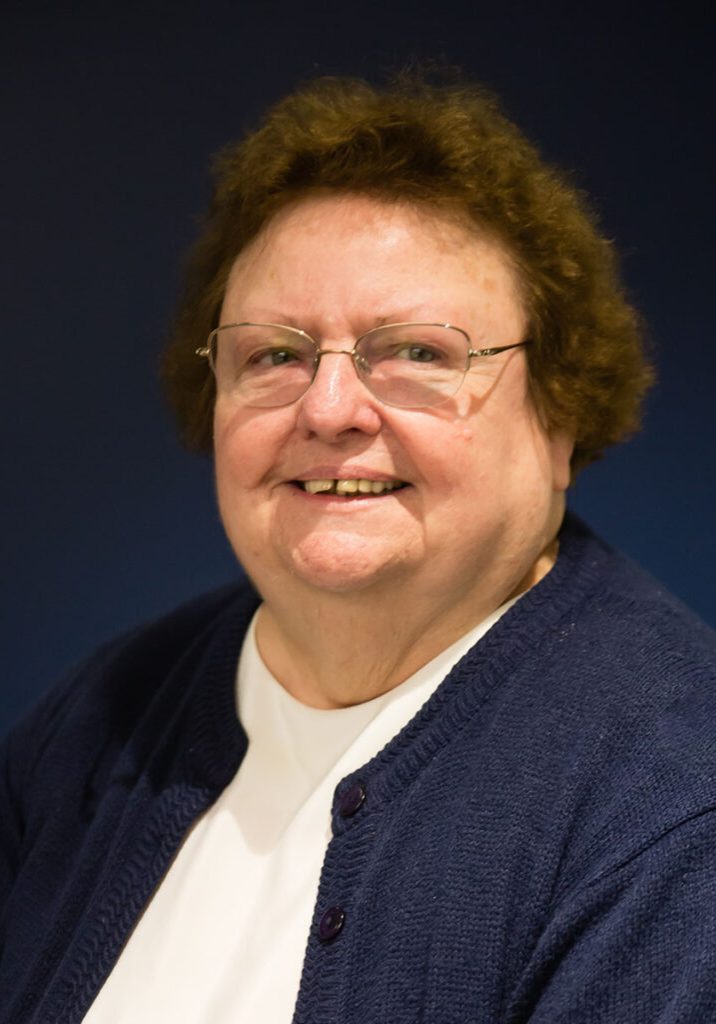Elizabeth Gates